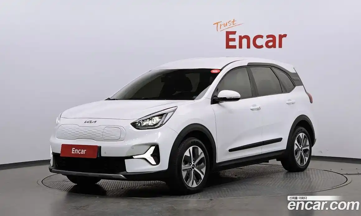 Kia Niro 2023 0.2 Автомат в Москве № 102302, фото 17