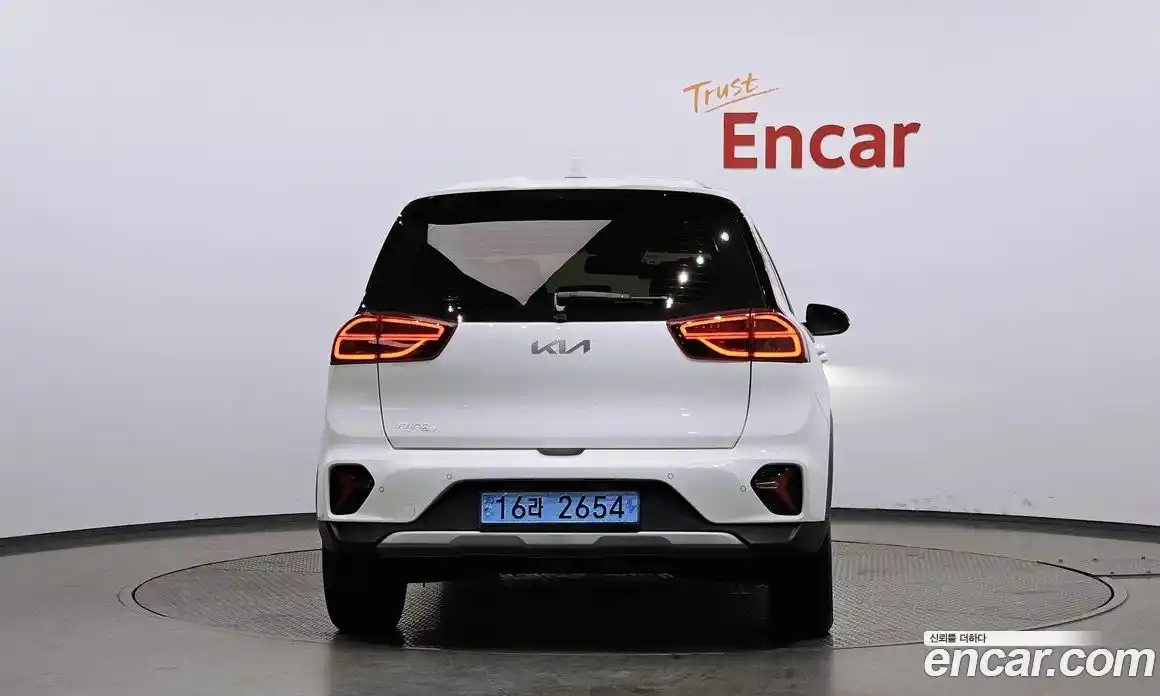 Kia Niro 2023 0.2 Автомат в Москве № 102302, фото 7
