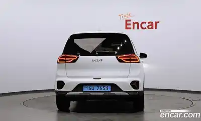 Kia Niro 2023 0.2 Автомат в Москве № 102302, миниатюра 7