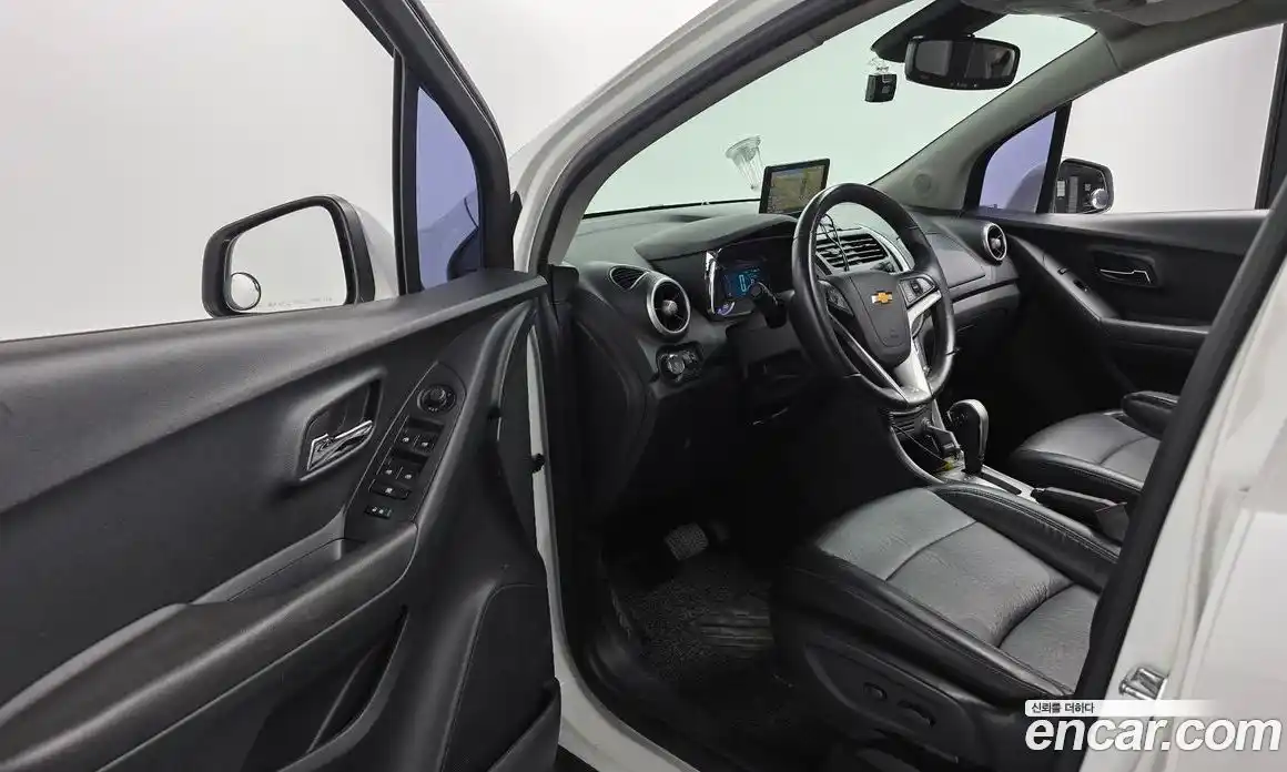Chevrolet Trax 2015 1.4 Автомат в Москве № 103505, фото 13