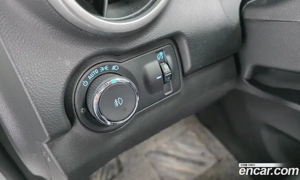 Chevrolet Trax 2015 1.4 Автомат в Москве № 103505, фото 8