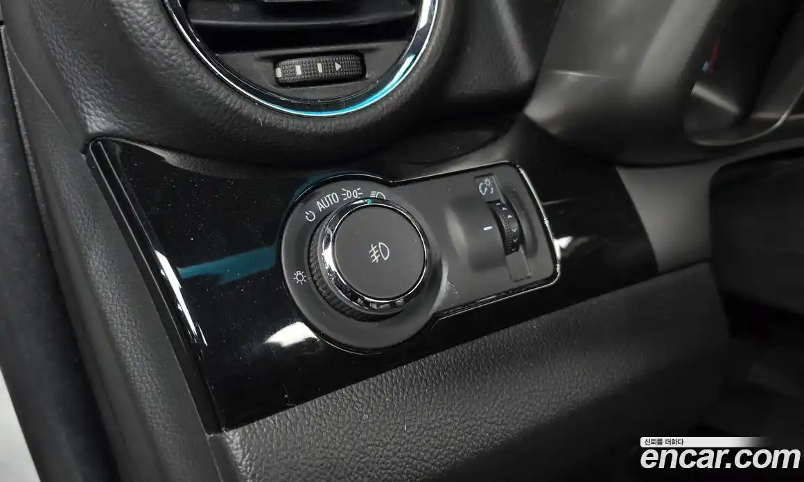 Chevrolet Orlando 2012 2.0 Автомат в Москве № 103689, фото 14