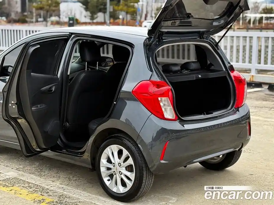 Chevrolet Spark 2021 1.0 Автомат в Москве № 103969, фото 20