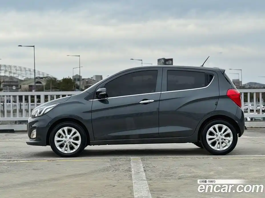 Chevrolet Spark 2021 1.0 Автомат в Москве № 103969, фото 3