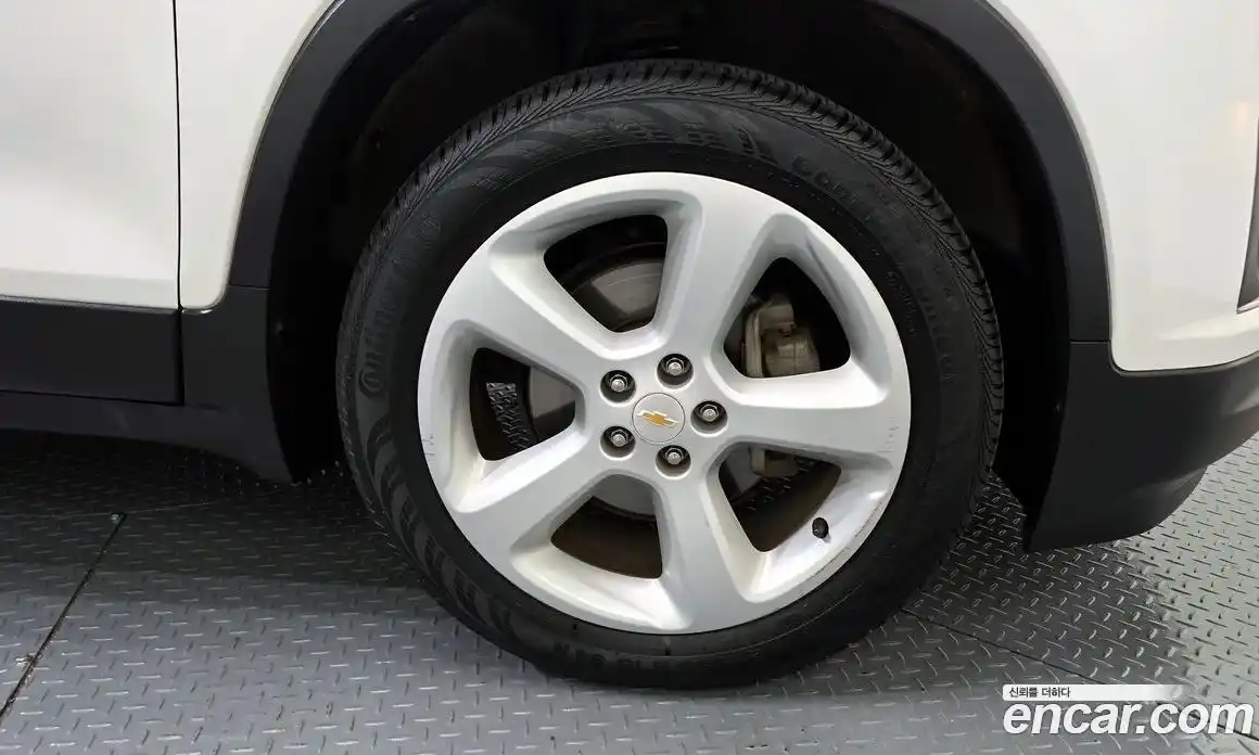 Chevrolet Trax 2015 1.4 Автомат в Москве № 104650, фото 10