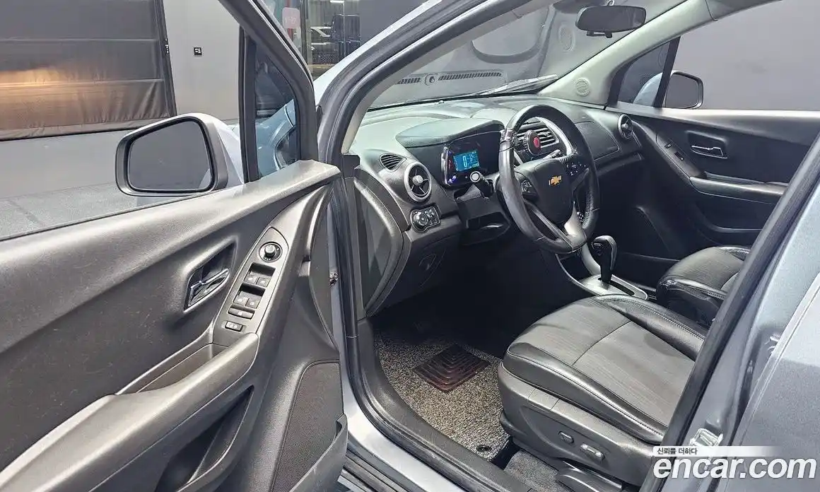 Chevrolet Trax 2014 1.4 Автомат в Москве № 104705, фото 10