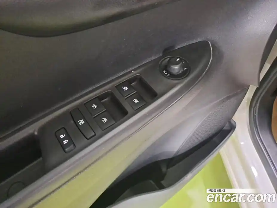 Chevrolet Spark 2018 1.0 Автомат в Москве № 105350, фото 13