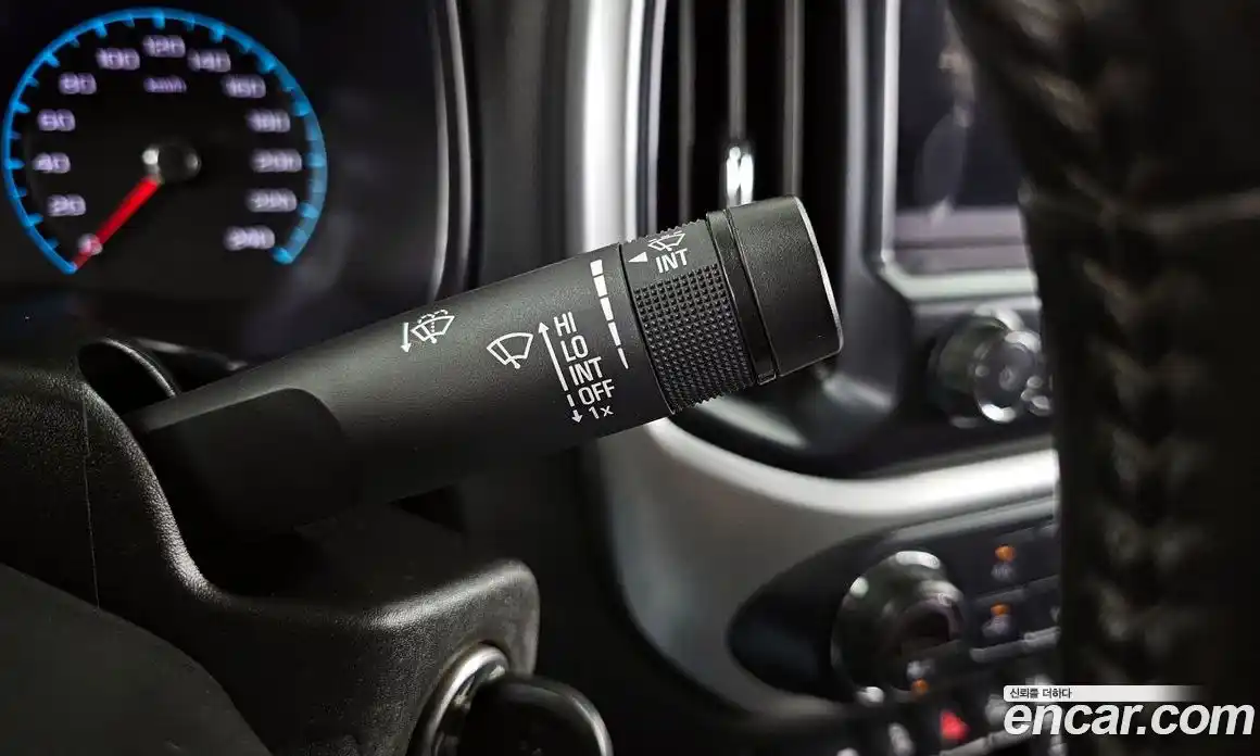 Chevrolet Colorado 2020 3.6 Автомат в Москве № 105918, фото 8