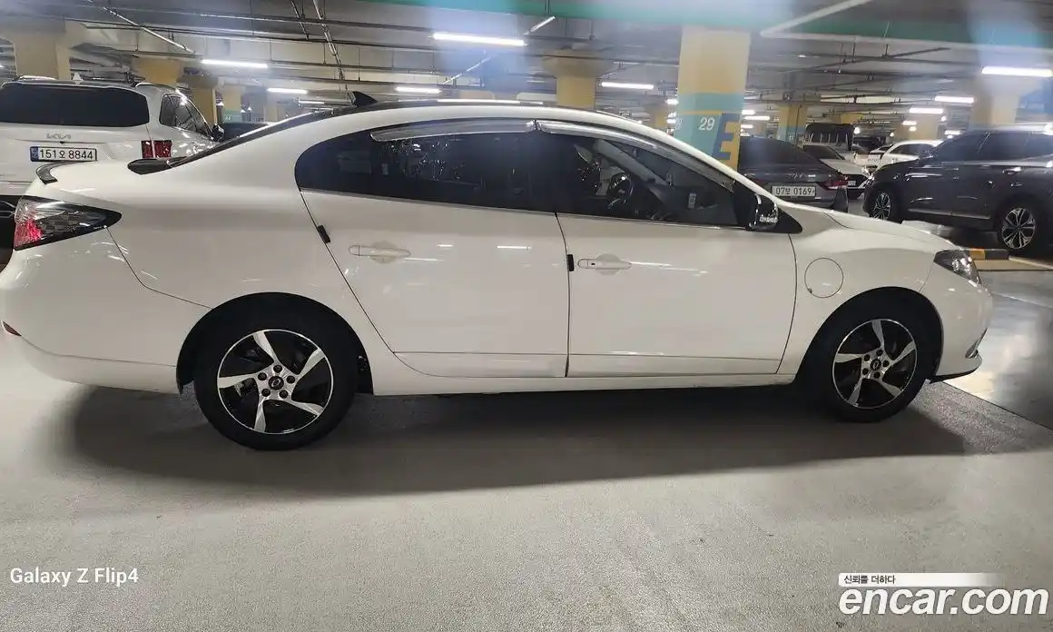 Renault SM3 2020 0.1 Автомат в Москве № 106563, фото 11