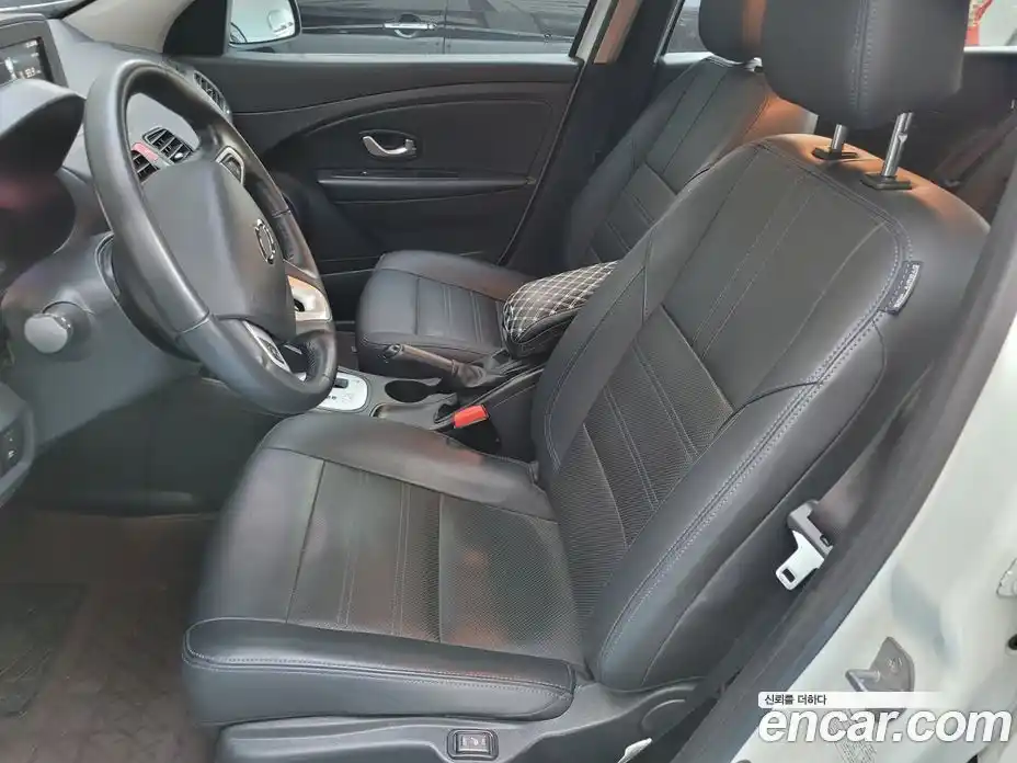 Renault SM3 2020 0.1 Автомат в Москве № 106563, фото 20