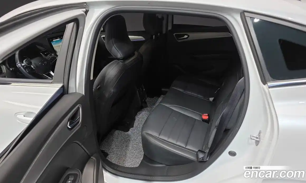 Renault XM3 2023 1.6 Автомат в Москве № 106810, фото 14