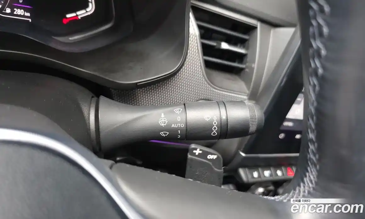 Renault XM3 2023 1.6 Автомат в Москве № 106810, фото 18