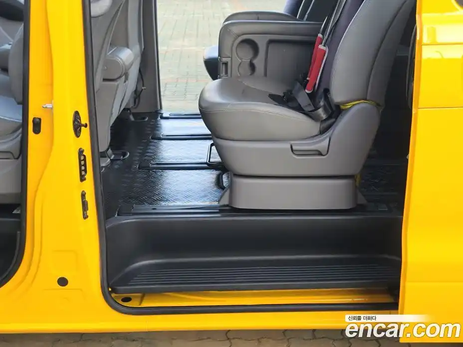 Hyundai Starex 2019 2.4 Автомат в Москве № 107906, фото 11