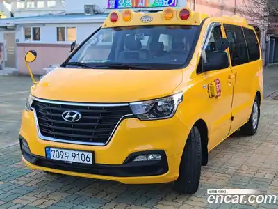 Hyundai Starex 2019 2.4 Автомат в Москве № 107906, миниатюра 3