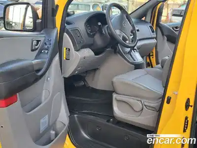 Hyundai Starex 2019 2.4 Автомат в Москве № 107906, миниатюра 10