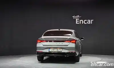 Hyundai Avante 2021 1.6 Автомат в Москве № 108617, миниатюра 11