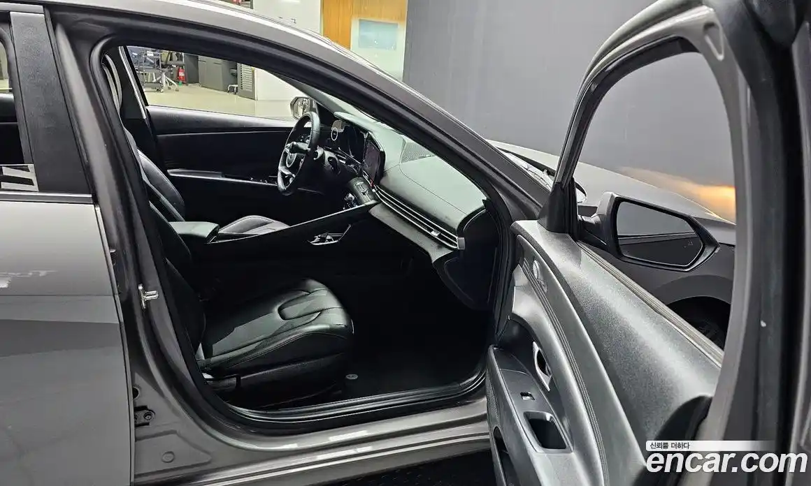 Hyundai Avante 2021 1.6 Автомат в Москве № 108617, фото 17