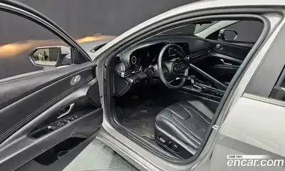 Hyundai Avante 2021 1.6 Автомат в Москве № 108617, миниатюра 2