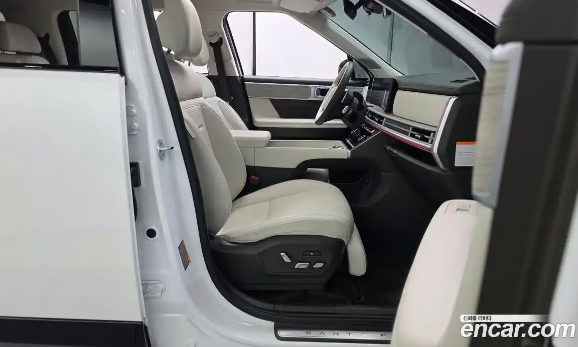 Hyundai Santa Fe 2024 1.6 Автомат в Москве № 109266, фото 9