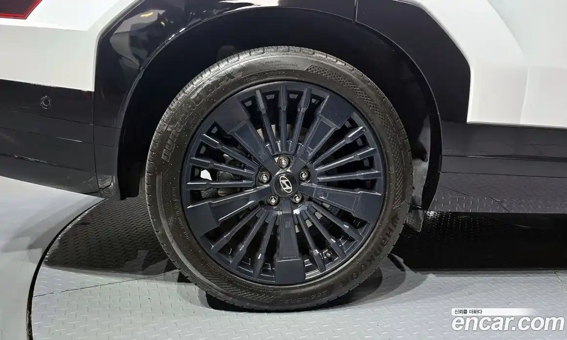 Hyundai Santa Fe 2024 1.6 Автомат в Москве № 109899, фото 14