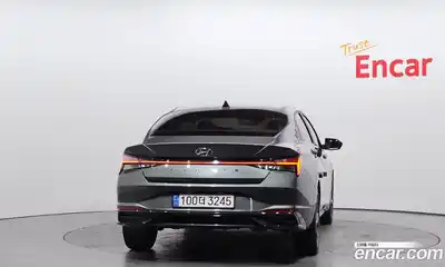 Hyundai Avante 2023 1.6 Автомат в Москве № 111685, миниатюра 4