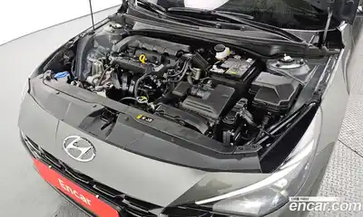 Hyundai Avante 2023 1.6 Автомат в Москве № 111685, миниатюра 6