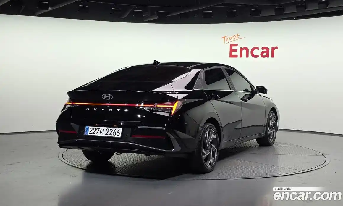 Hyundai Avante 2024 1.6 Автомат в Москве № 112501, фото 13