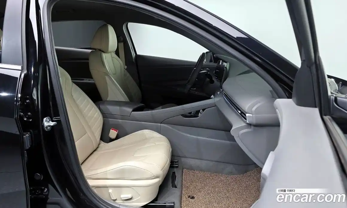 Hyundai Avante 2024 1.6 Автомат в Москве № 112501, фото 5