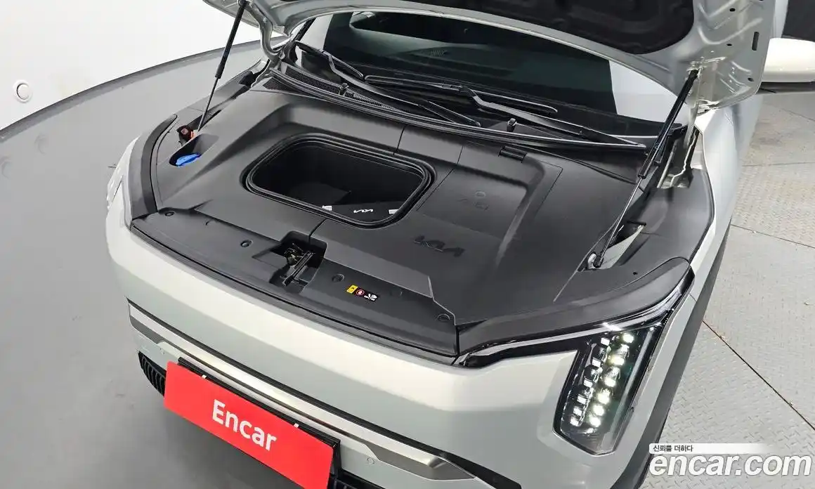 Kia EV3 2025 0.2 Автомат в Москве № 114981, фото 1