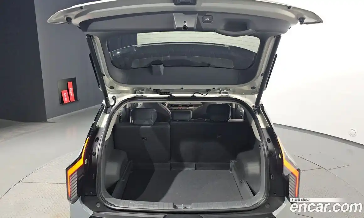 Kia EV3 2025 0.2 Автомат в Москве № 114981, фото 8