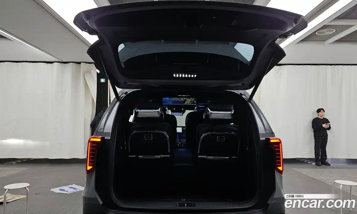 Kia Canival 2025 1.6 Автомат в Москве № 115432, фото 18