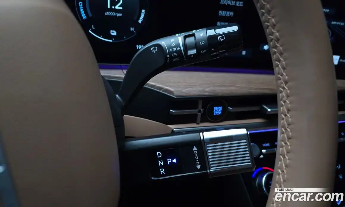 Hyundai Santa Fe 2024 1.6 Автомат в Москве № 116415, фото 5