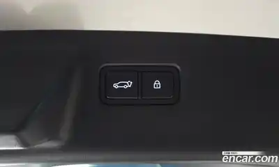 Hyundai Santa Fe 2024 1.6 Автомат в Москве № 116415, миниатюра 8