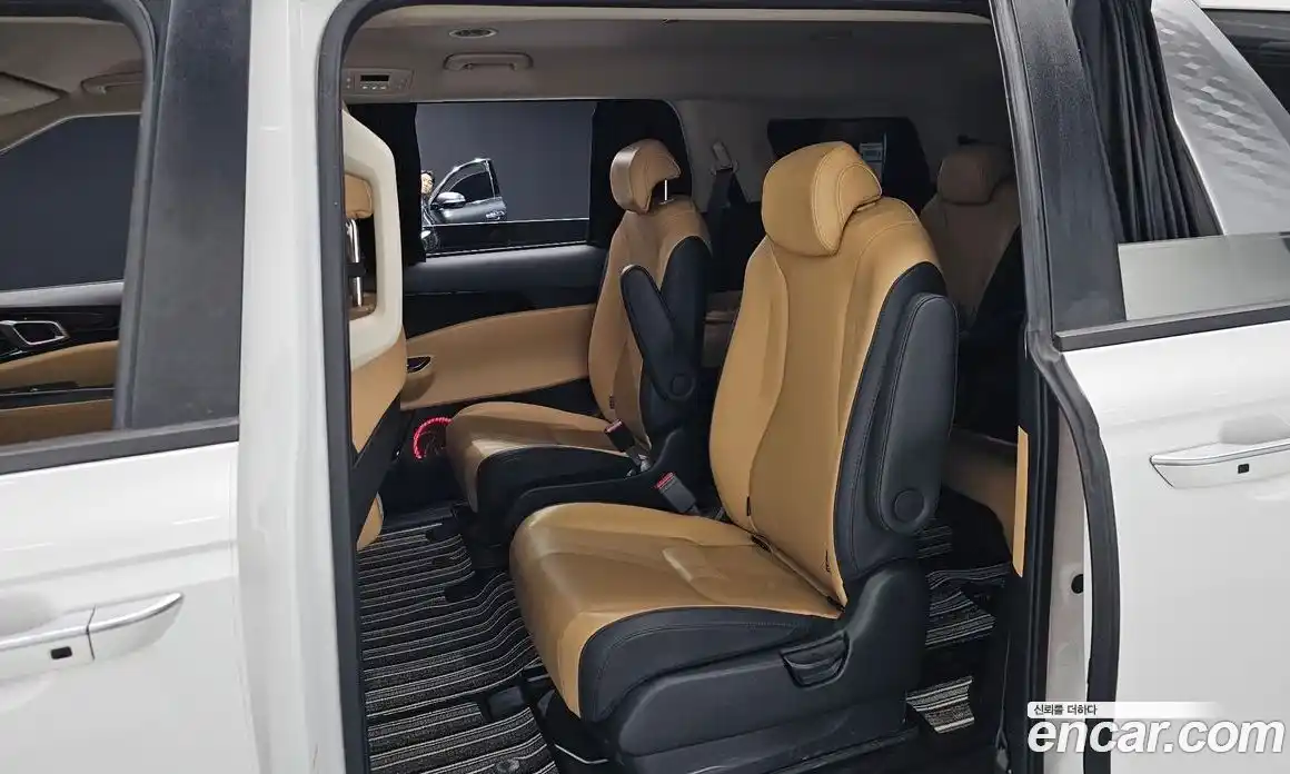 Kia Canival 2021 2.2 Автомат в Москве № 120959, фото 13