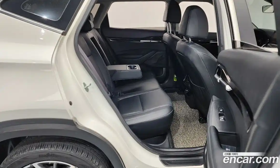 Kia Seltos 2022 1.6 Автомат в Москве № 121717, фото 13