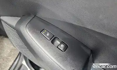 Kia Seltos 2022 1.6 Автомат в Москве № 121717, миниатюра 2