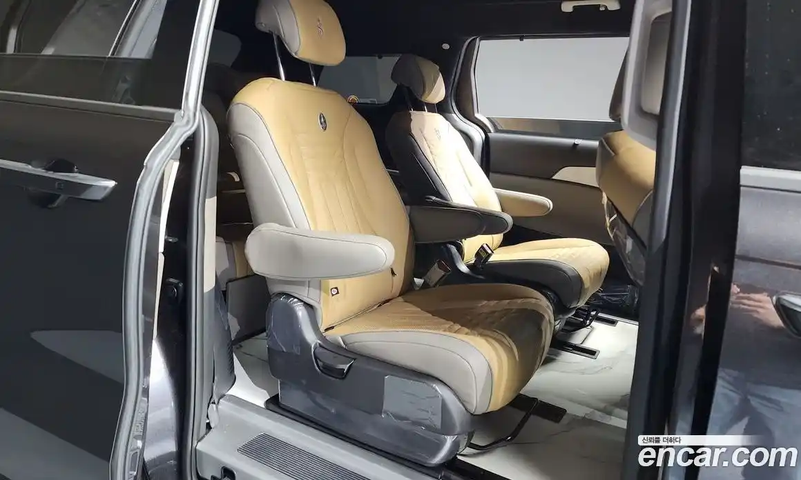 Kia Canival 2025 3.5 Автомат в Москве № 12274, фото 16