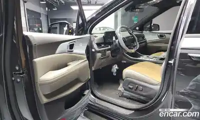 Kia Canival 2025 3.5 Автомат в Москве № 12274, миниатюра 7