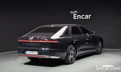 Hyundai Grandeur 2023 2.5 Автомат в Москве № 124686, миниатюра 11