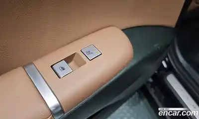 Hyundai Grandeur 2023 2.5 Автомат в Москве № 124686, миниатюра 3