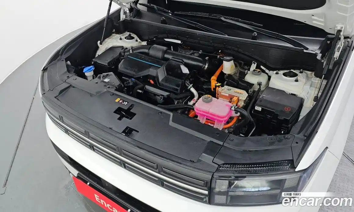 Hyundai Santa Fe 2024 1.6 Автомат в Москве № 125697, фото 7