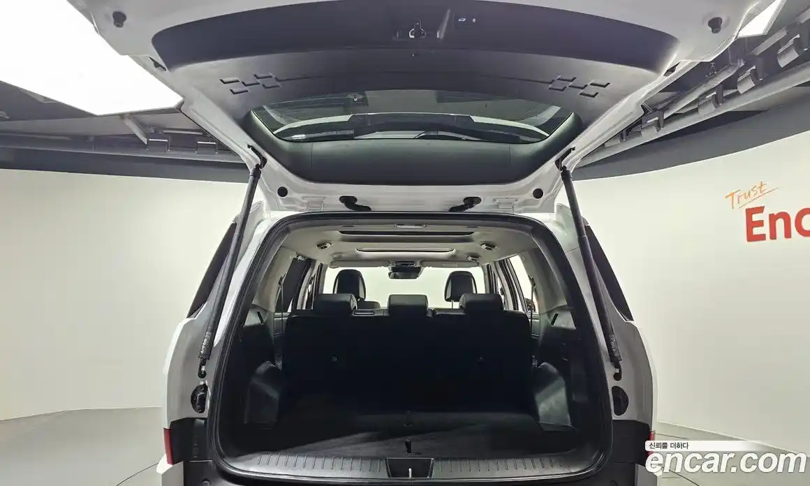 Hyundai Santa Fe 2024 1.6 Автомат в Москве № 125697, фото 9