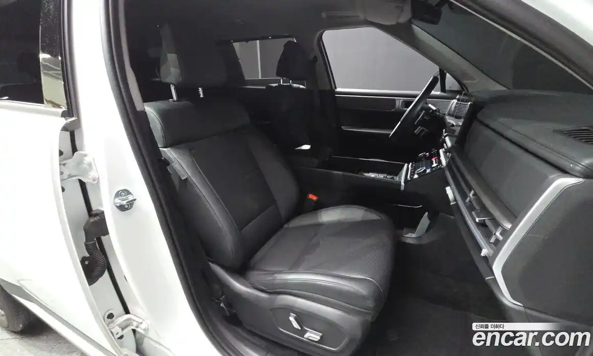 Hyundai Santa Fe 2024 2.5 Автомат в Москве № 125835, фото 11