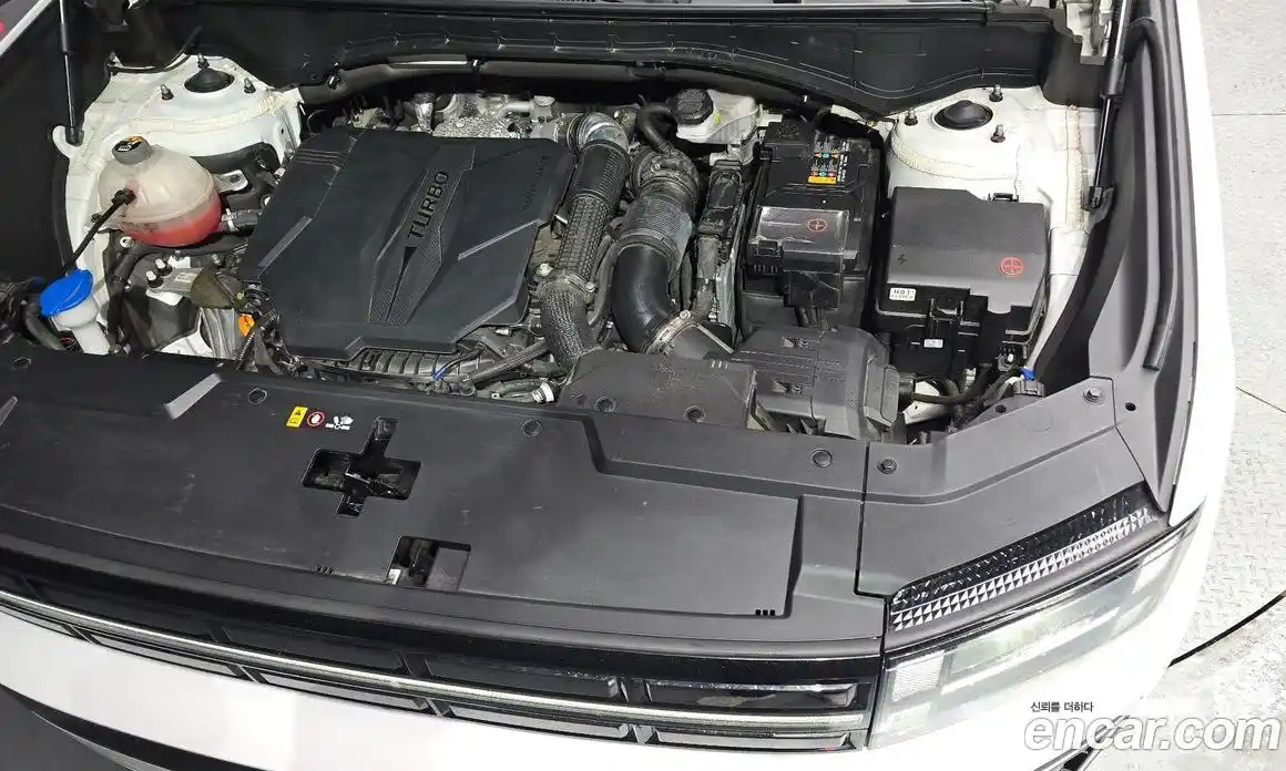 Hyundai Santa Fe 2024 2.5 Автомат в Москве № 125835, фото 7