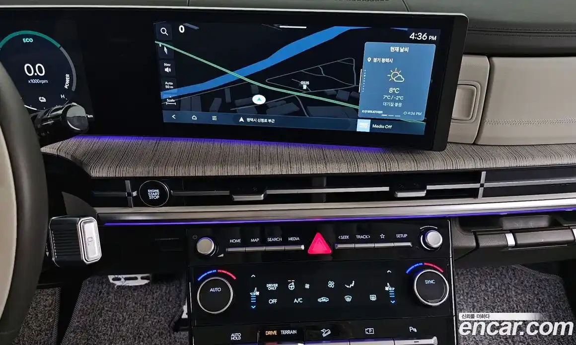 Hyundai Santa Fe 2024 1.6 Автомат в Москве № 125973, фото 9