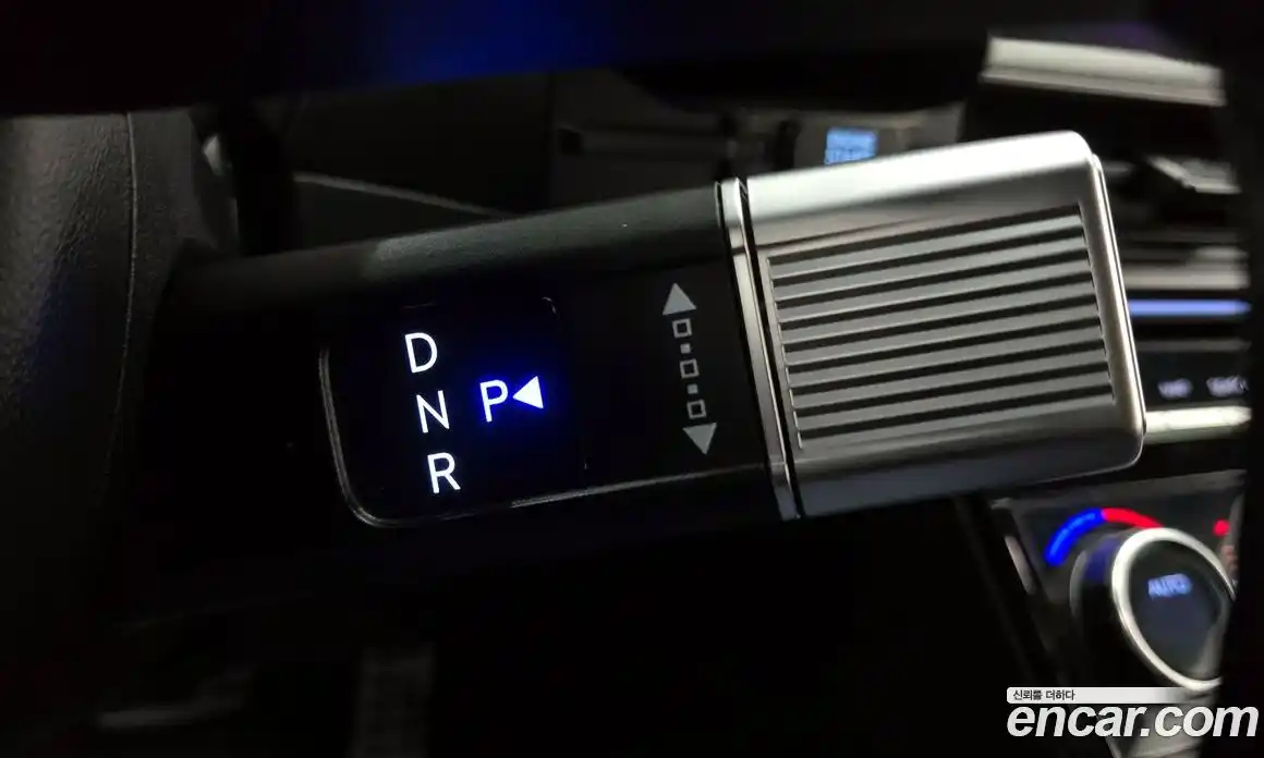 Hyundai Santa Fe 2024 1.6 Автомат в Москве № 127141, фото 15