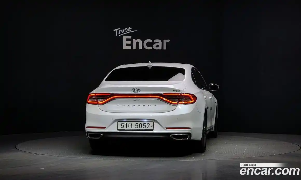 Hyundai Grandeur 2018 2.4 Автомат в Москве № 127914, фото 9