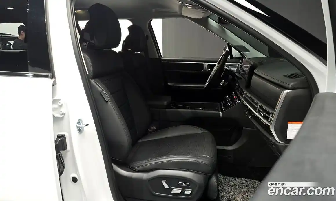 Hyundai Santa Fe 2025 1.6 Автомат в Москве № 130444, фото 3