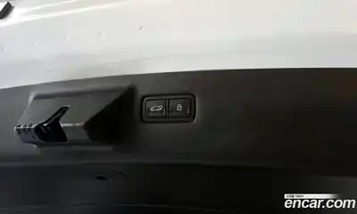 Hyundai Santa Fe 2025 1.6 Автомат в Москве № 130444, миниатюра 5