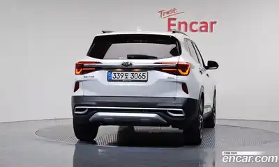 Kia Seltos 2022 1.6 Автомат в Москве № 131716, миниатюра 4